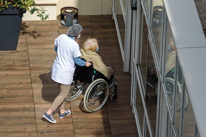 Nursing Homes Need Fulltime Infection Preventionists