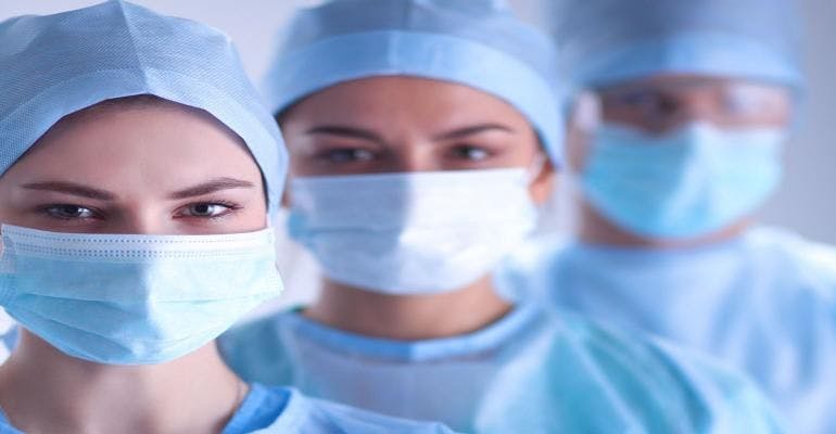 Surgical Attire Debate Continues as Experts Weigh the Evidence